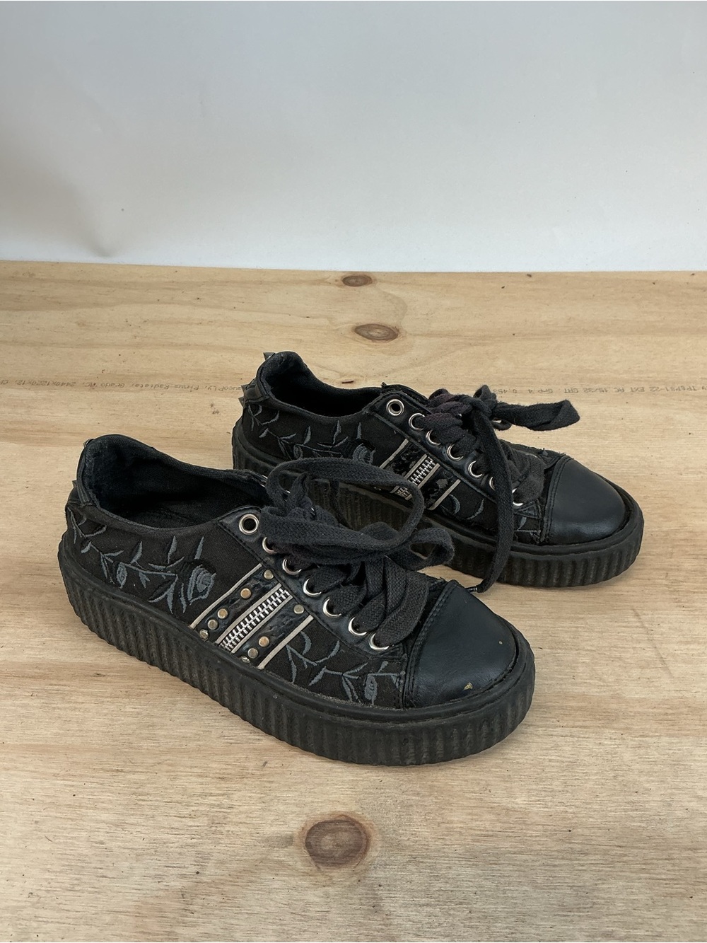 Demonia Black Floral Studded Platform Lace-Up Sneakers Size 4